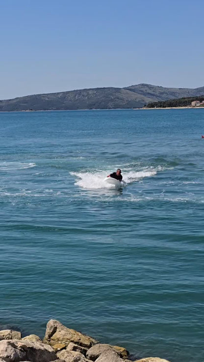 Seaventure Beast Board™ – Electric Bodyboard